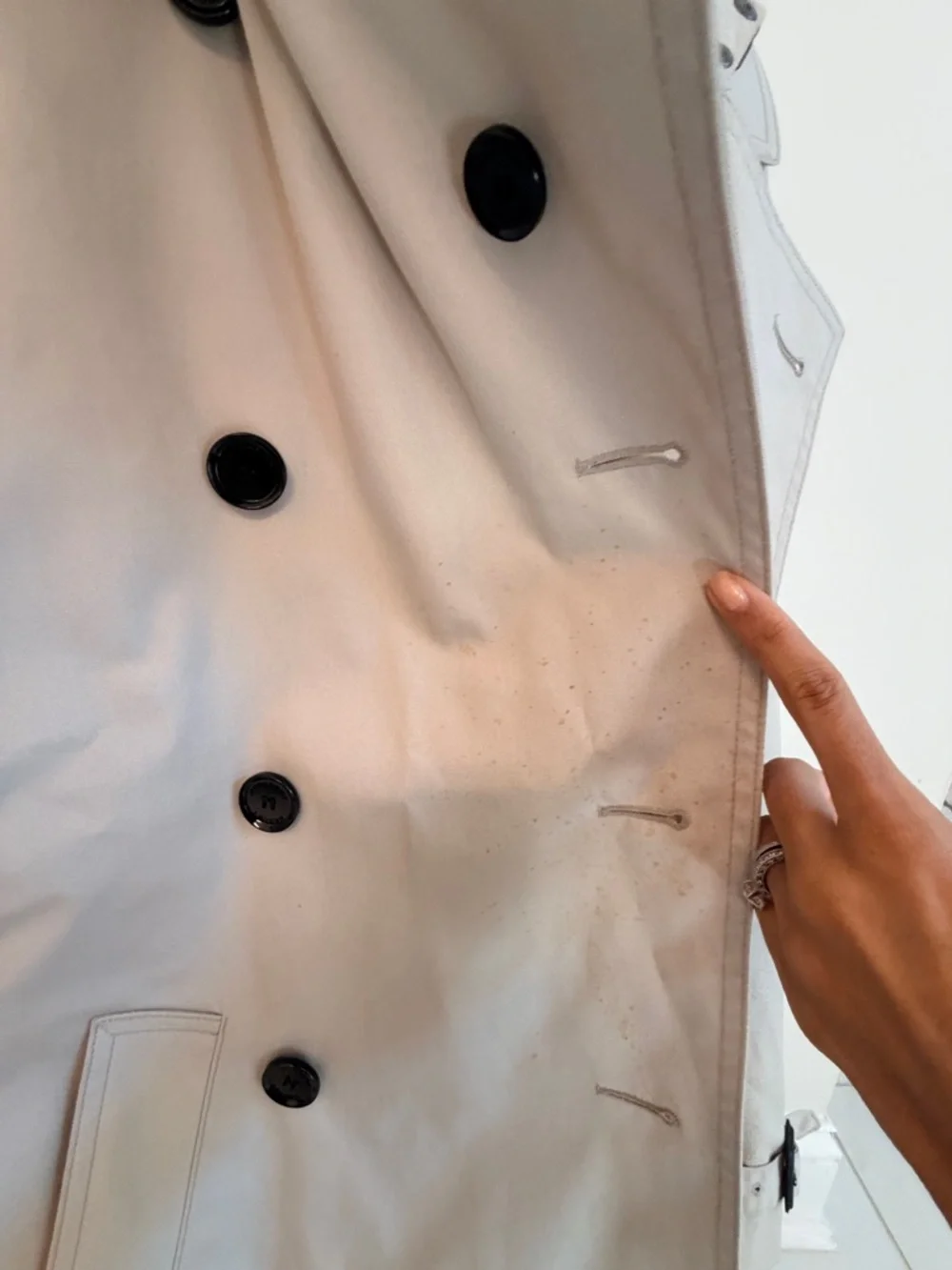 Burberry Light Beige womens Classic Trench Coat with Signature Check Lining - Picture 3 of 12